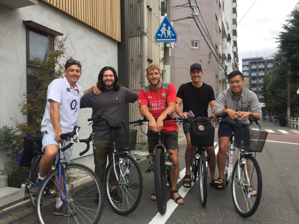 みつわ屋ゲストと自転車